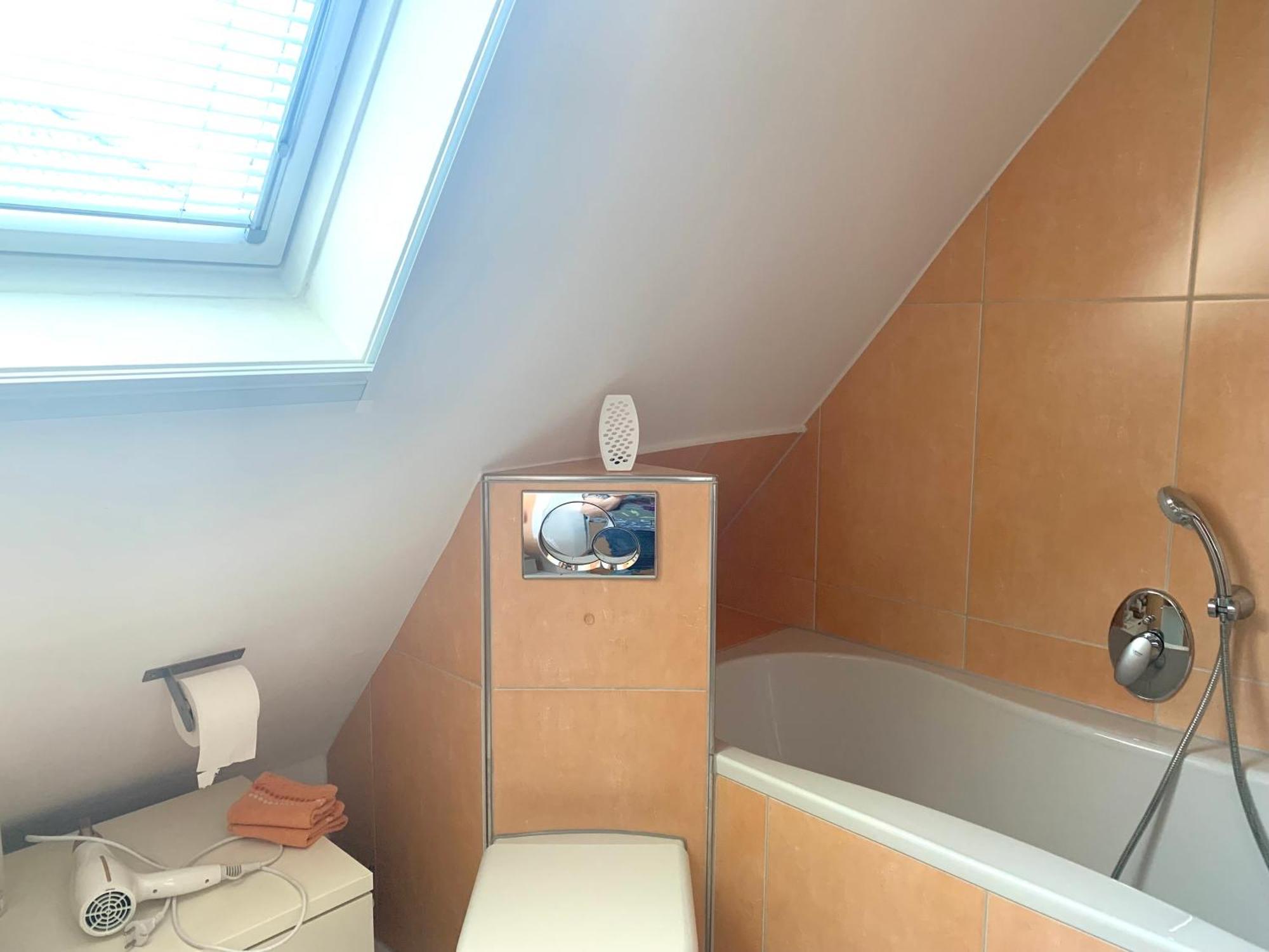 Ruhige Wohnung An Der Uni Düsseldorf Habitación foto